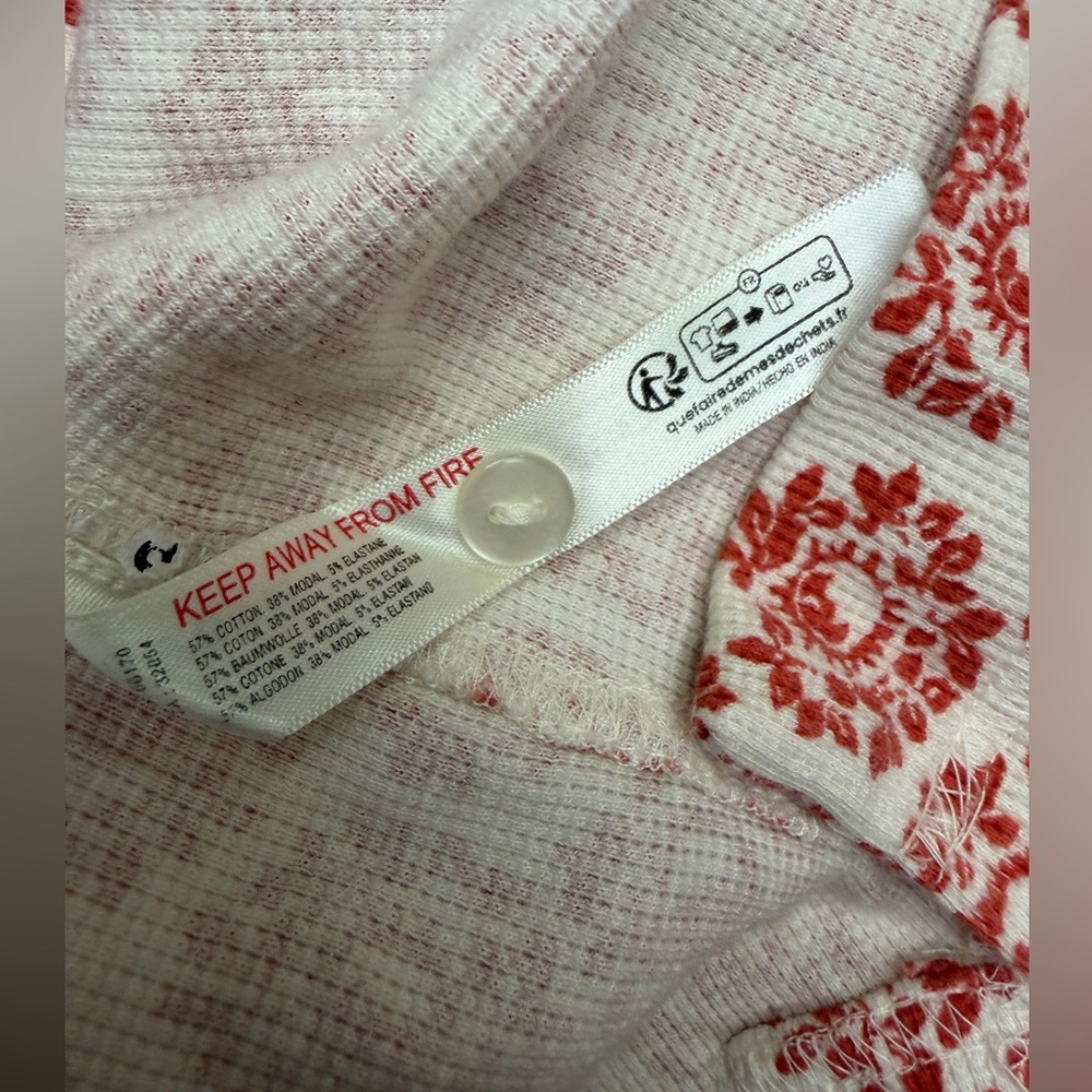 By Anthropologie Long-Sleeve Waffle Knit Pajama Top red/cream - size S - Henley - Picture 8 of 9